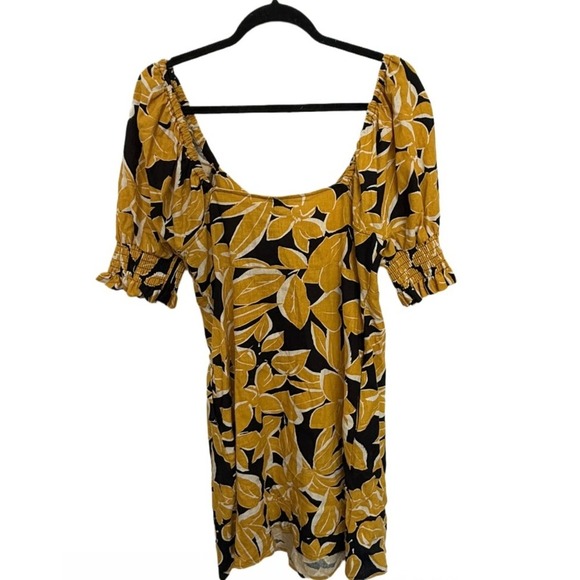 Who What Wear Revolve Yellow Floral Tropical Short Sleeve Mini Dress Size Medium - Picture 4 of 7